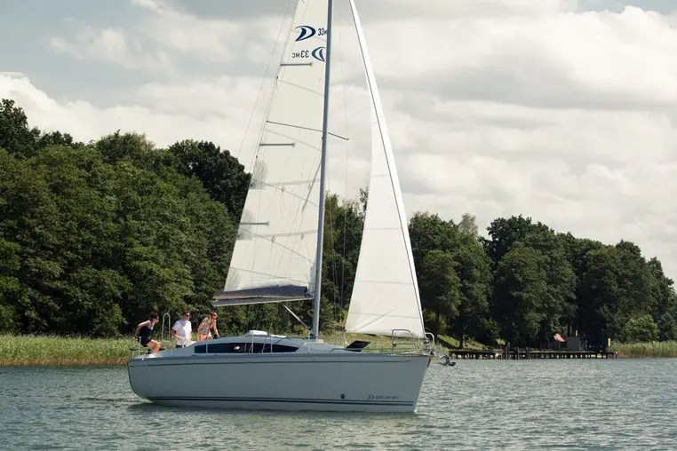 Mazury czarter - Delphia 33 MC