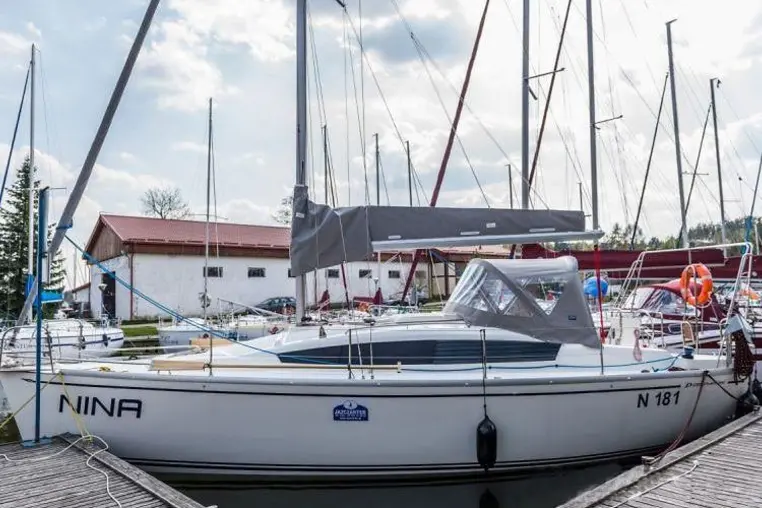 Mazury czarter - Delphia 33 MC