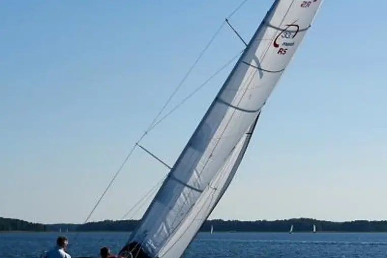 Giżycko czarter - Maxus 33.1 RS