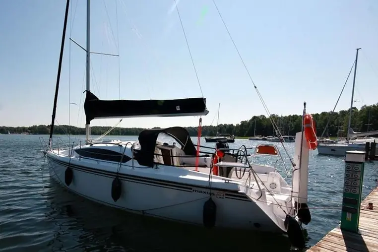 Piękna Góra czarter - Maxus 33.1 RS