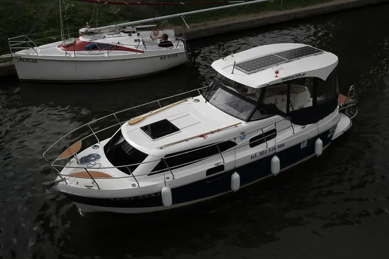 Mazury czarter - Navigator 999