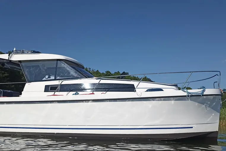 Czarter houseboatu Nexus 870 Revo