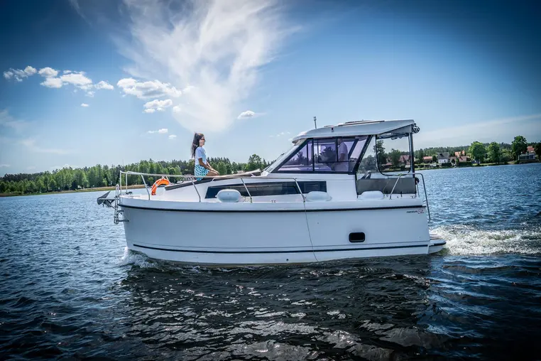 Czarter houseboatu Nexus 870 Revo