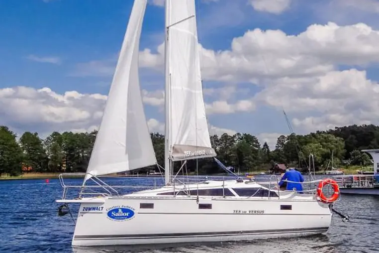 Mazury czarter - Tes 246 Versus
