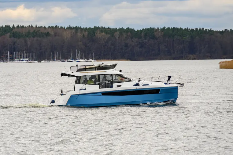 Czarter houseboatu Platinum 35 (989)