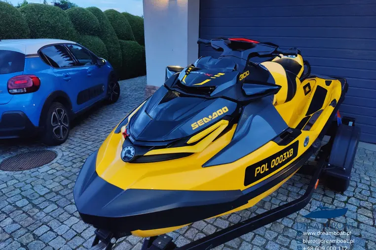 Czarter jachtu motorowego Sea-Doo RXT-X 300