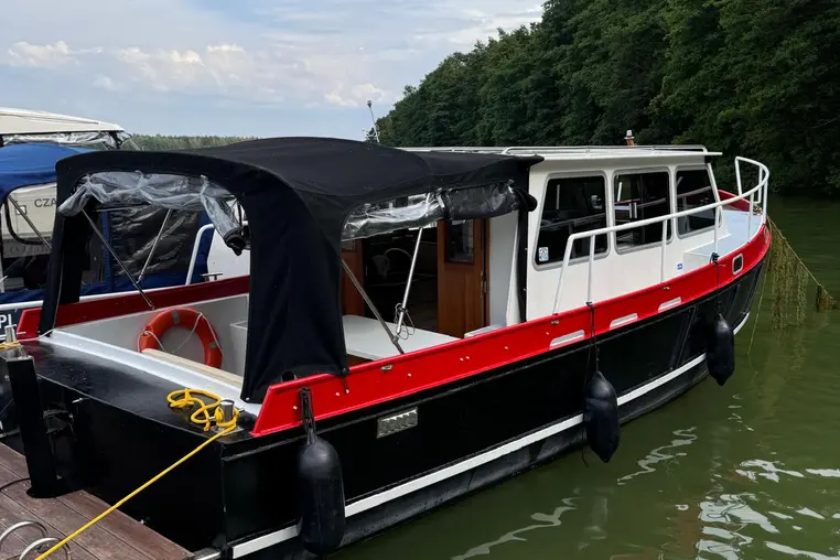 Mazury czarter - Barkas Princes 950