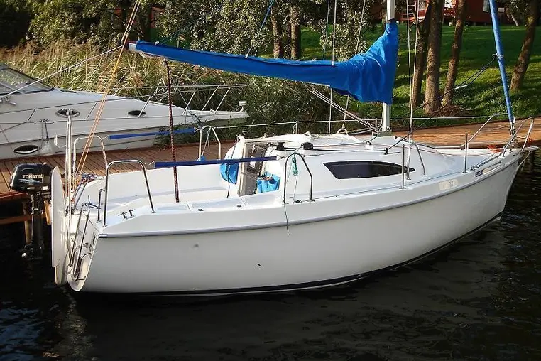 Mazury czarter - Sasanka 660 Supernova