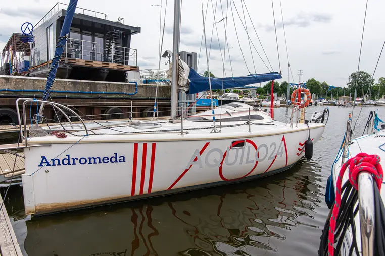 Mazury czarter - Twister 800n (Raptor 26)
