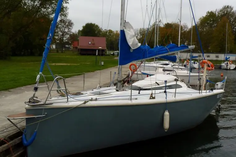 Mazury czarter - Twister 800n (Raptor 26)