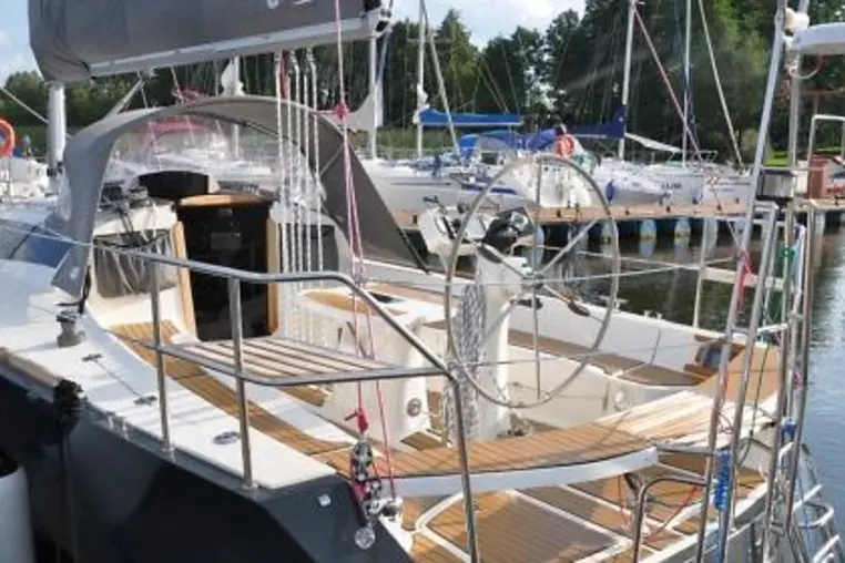 Mazury czarter - Cobra 33