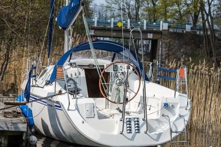 Mazury czarter - Maxus 33