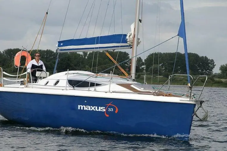 Czarter jachtu żaglowego Maxus 33