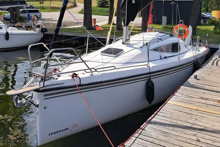 Mazury czarter - Maxus 28