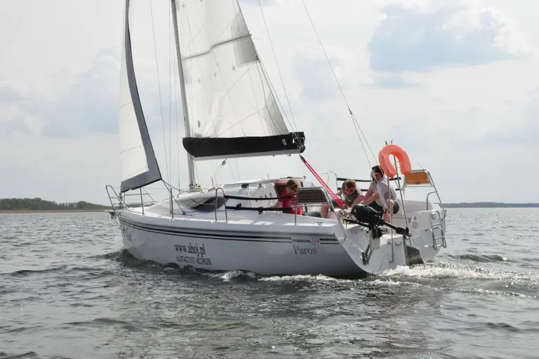 Giżycko czarter - Maxus 28