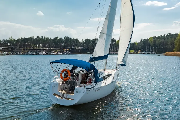 Mazury czarter - Tango 33