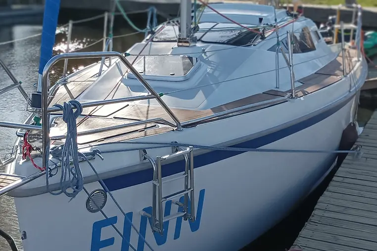 Mazury czarter - Antila 26