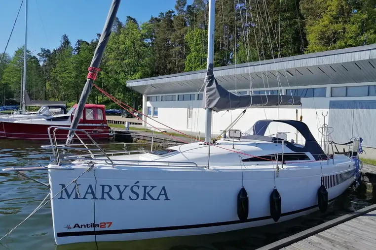 Mazury czarter - Antila 27