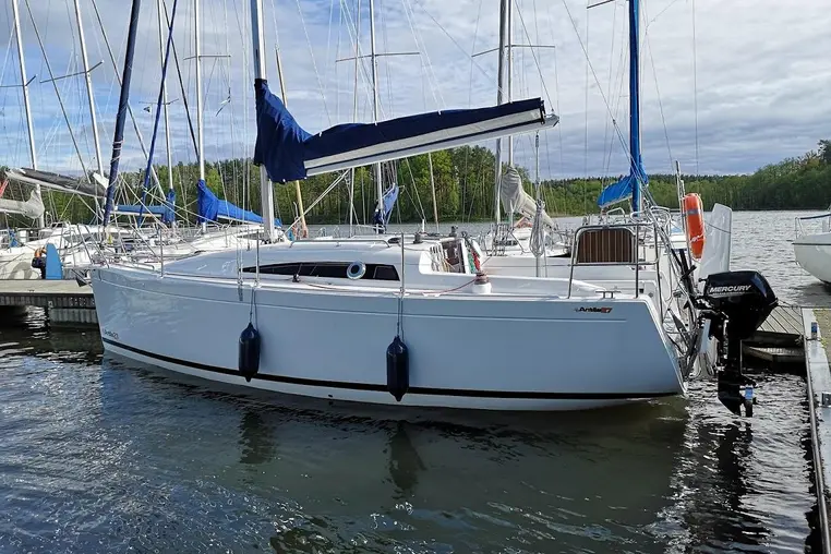 Czarter Antila 27