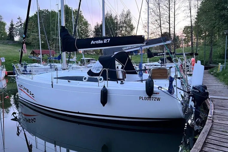 Czarter Antila 27