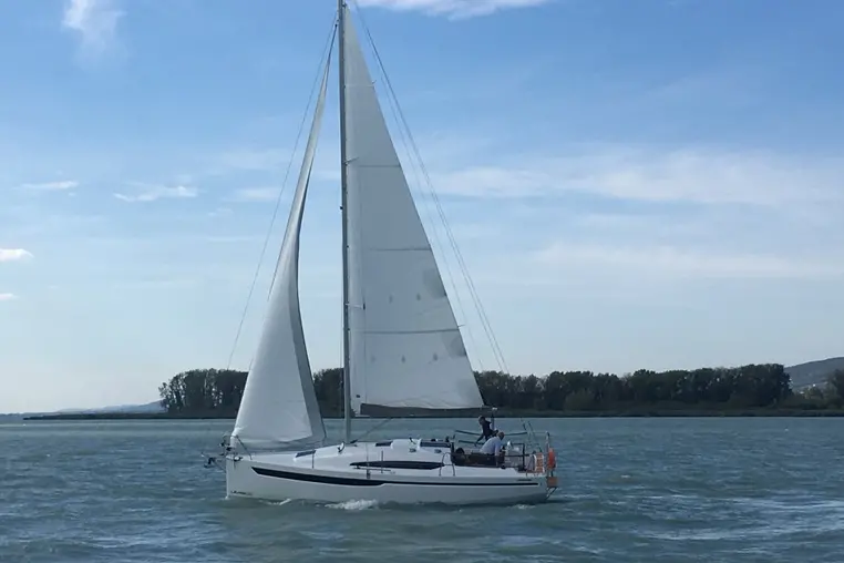 Mazury czarter - Antila 30