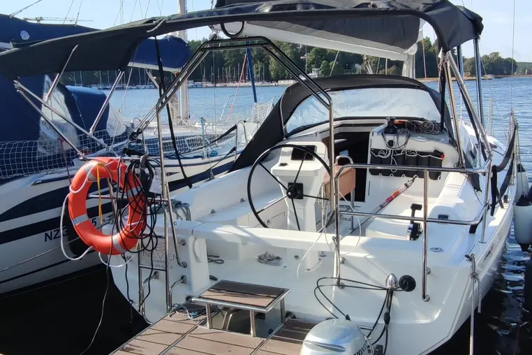 Mazury czarter - Antila 30