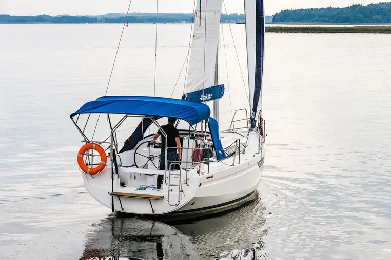 Mazury czarter - Antila 30