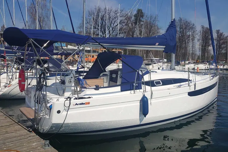 Mazury czarter - Antila 30