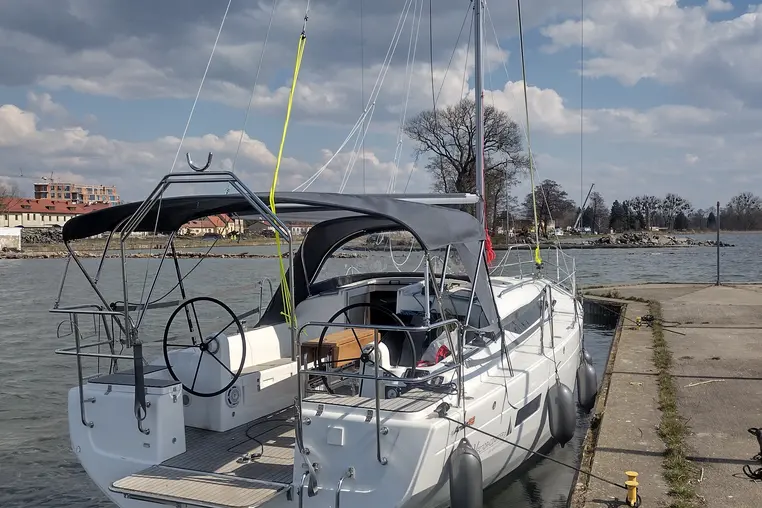 Mazury czarter - Antila 33