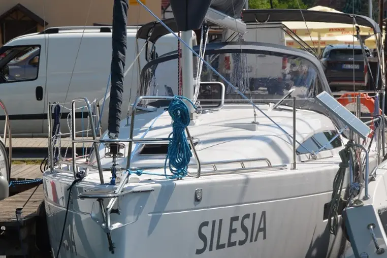 Mazury czarter - Antila 33
