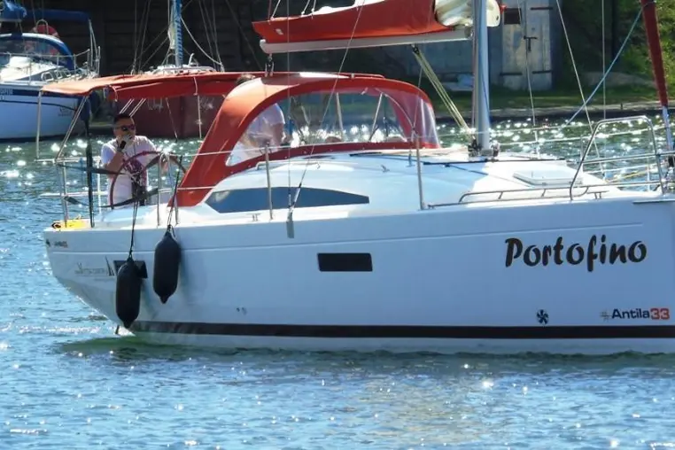 Mazury czarter - Antila 33