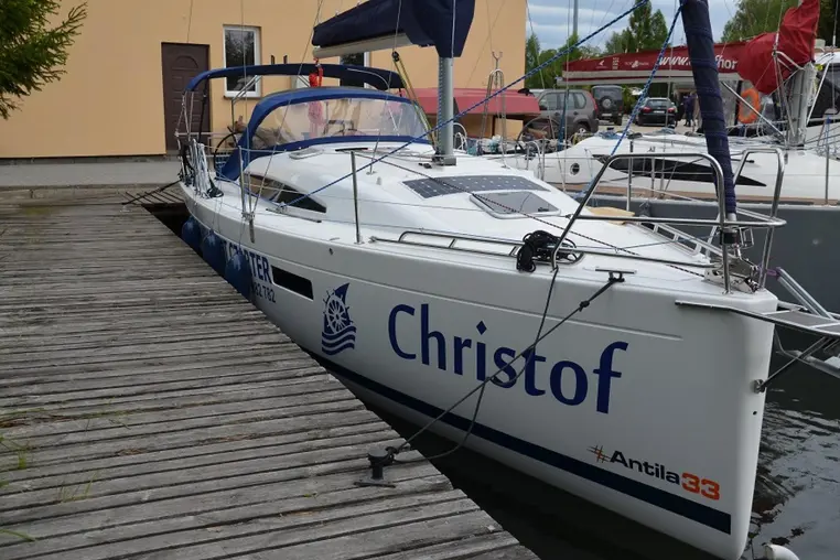 Mazury czarter - Antila 33