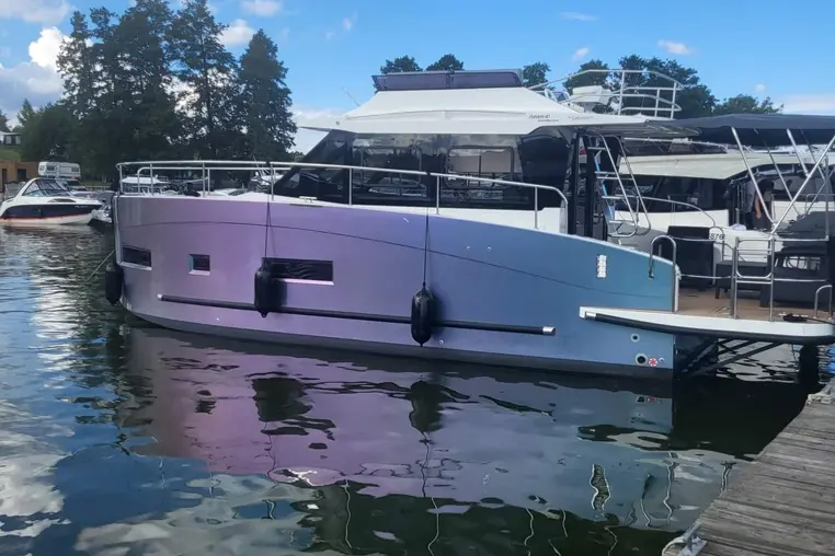 Czarter jachtu motorowego Futura 40