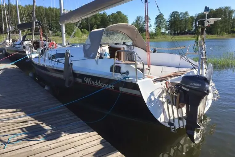 Mazury czarter - Hornet 29