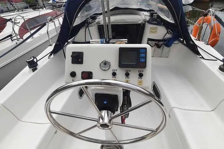 Mazury czarter - Laguna 30