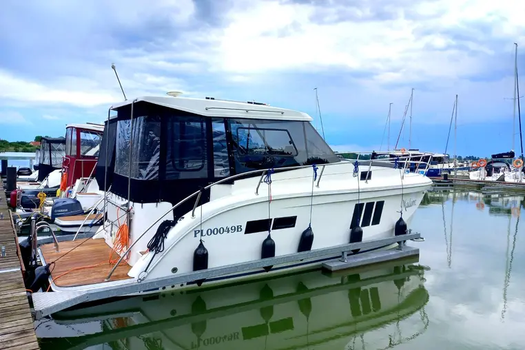 Czarter jachtu motorowego Stillo 30