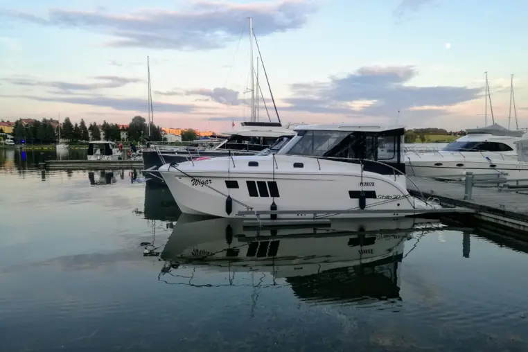 Czarter jachtu motorowego Stillo 30
