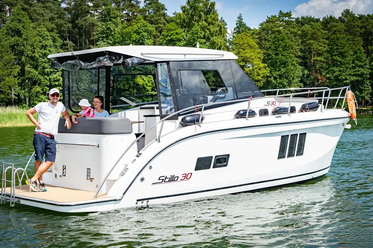 Czarter Stillo 30
