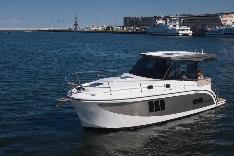Czarter jachtu motorowego Stillo 31