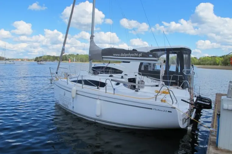 Mazury czarter - Phobos 21