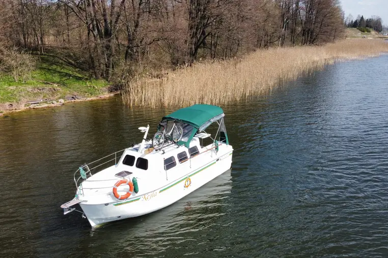 Mazury czarter - Relax 720