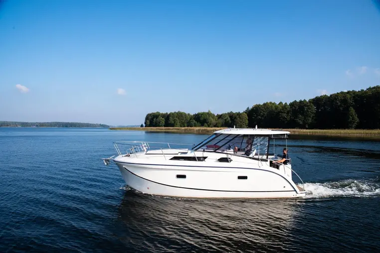 Mazury czarter - Futura 860