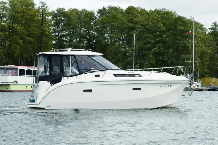 Mazury czarter - Futura 860