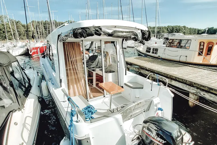 Mazury czarter - Janmor 700