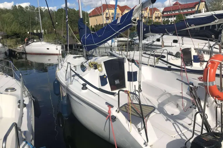 Czarter jachtu żaglowego Twister 26