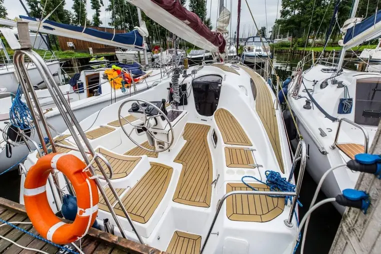Mazury czarter - Twister 32