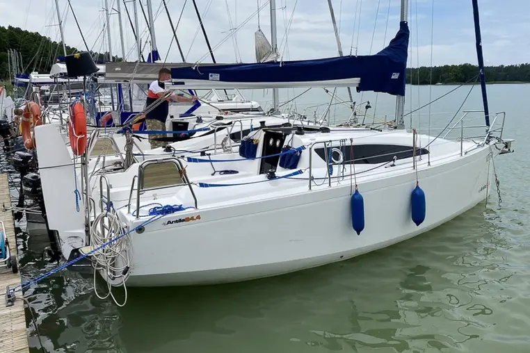 Mazury czarter - Antila 24.4