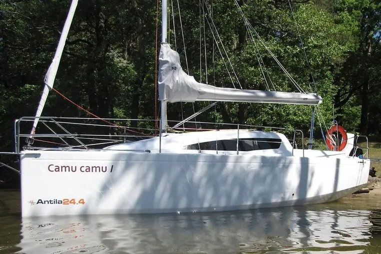 Mazury czarter - Antila 24.4