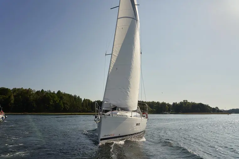 Mazury czarter - Antila 33.3