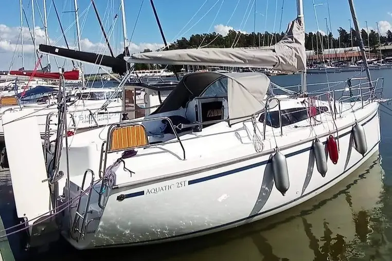 Piękna Góra czarter - Aquatic 25T